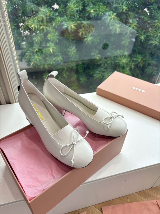 Miu Miu Bow Decor Woven Mary Jane Sheepskin Flats
