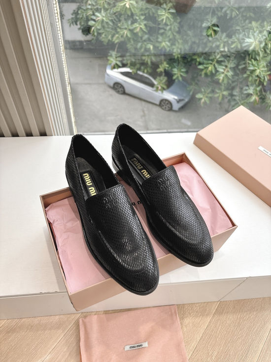 Miu Miu Woven Cutout Mary Jane Leather Flat Shoes
