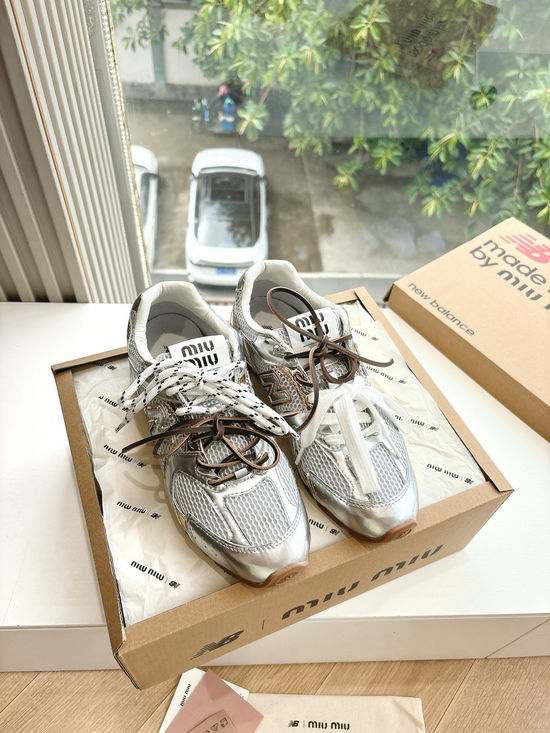 Miu Miu Mesh Panel Lace Up Comfortable Casual Sneakers
