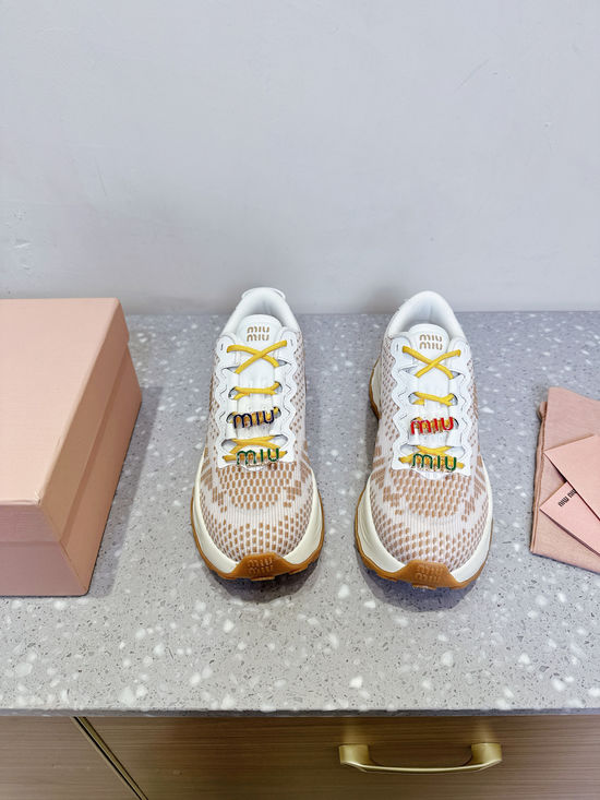 Miu Miu Breathable Platform Sneakers Lightweight Casual Sports Shoes