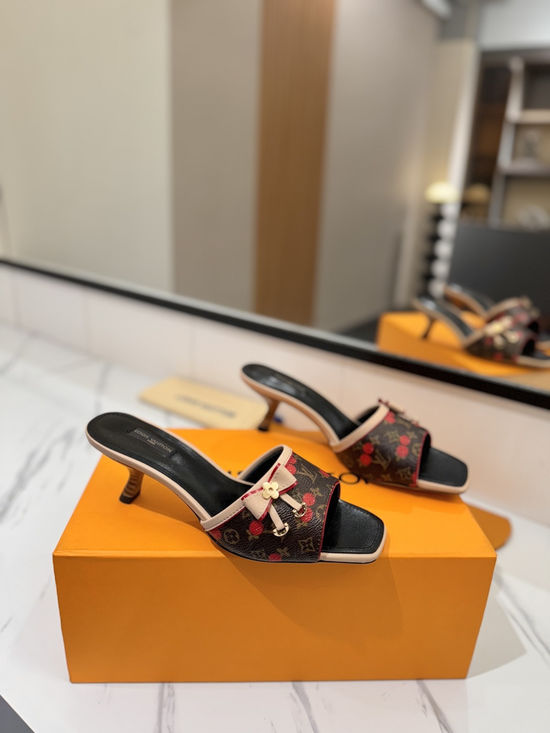 Louis Vuitton Elegant Open-Toe Sandals with Premium Materials and Custom Heel