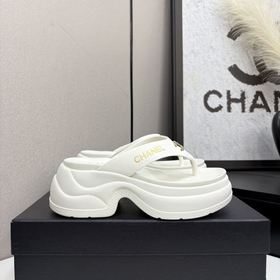 Chanel Premium Sheepskin Upper Slide Sandals Soft Lining TPU Sole