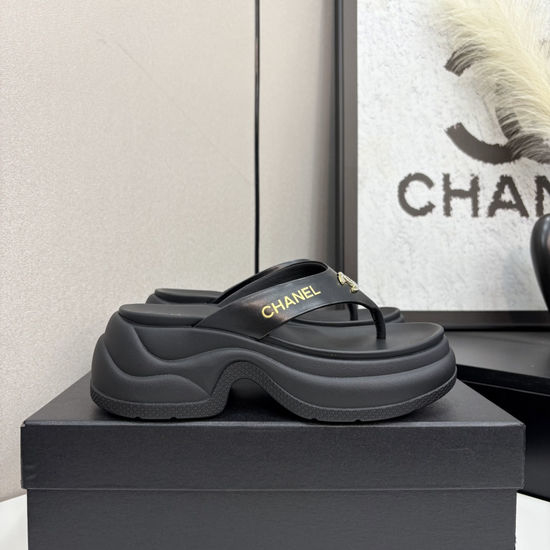 Chanel Premium Sheepskin Upper Slide Sandals Soft Lining TPU Sole