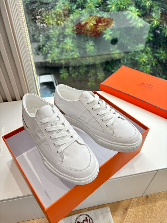 Hermes Casual Versatile Sneakers Soft Leather Lightweight Non-slip Sole