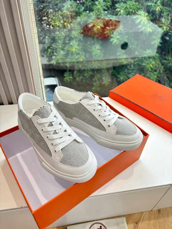 Hermes Casual Versatile Sneakers Soft Leather Lightweight Non-slip Sole