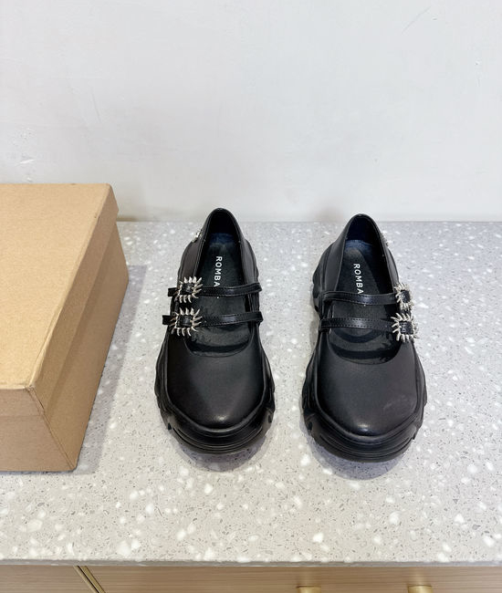 Manolo Blahnik MB Elegant Thick Sole Mary Jane Leather Shoes Soft