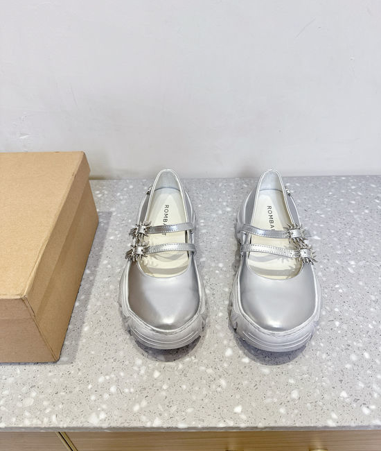 Manolo Blahnik MB Elegant Thick Sole Mary Jane Leather Shoes Soft