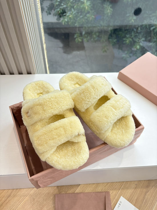Miu Miu Wool Upper Thick Sole Comfortable Loafers