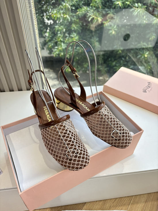 Ferragamo Bow Decor Soft Sheepskin Casual Flat Shoes