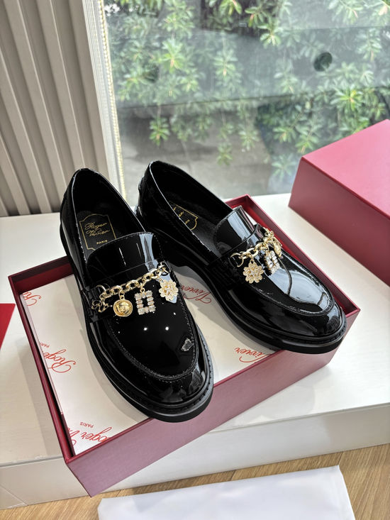 Roger Viver Rhinestone Chain Loafers Comfortable Versatile Leather Shoes