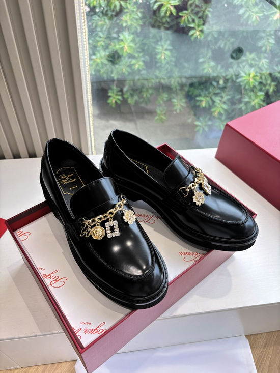 Roger Viver Rhinestone Chain Loafers Comfortable Versatile Leather Shoes