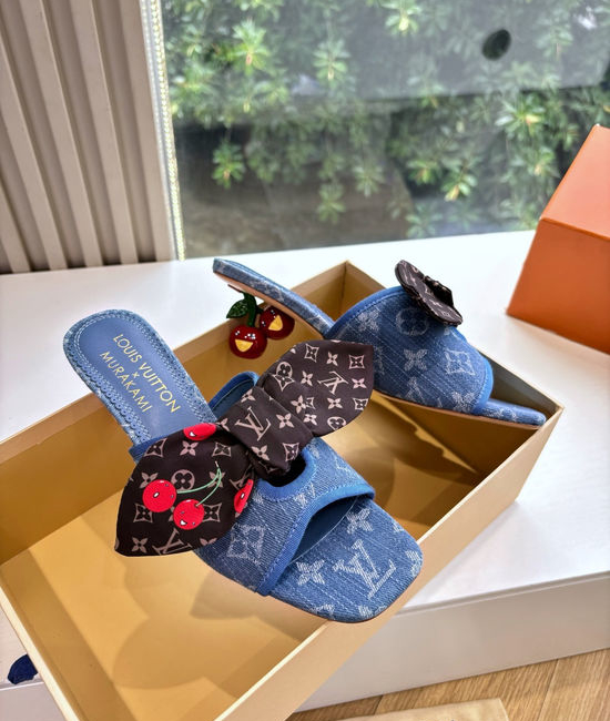 Louis Vuitton LV Cute Bow Flat Sandals with Soft Sheepskin Lining