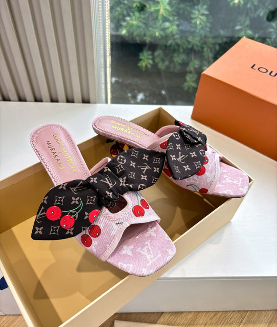 Louis Vuitton LV Cute Bow Flat Sandals with Soft Sheepskin Lining