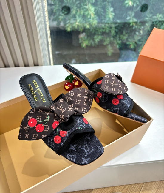 Louis Vuitton LV Cute Bow Flat Sandals with Soft Sheepskin Lining
