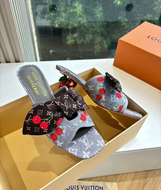 Louis Vuitton LV Cute Bow Flat Sandals with Soft Sheepskin Lining