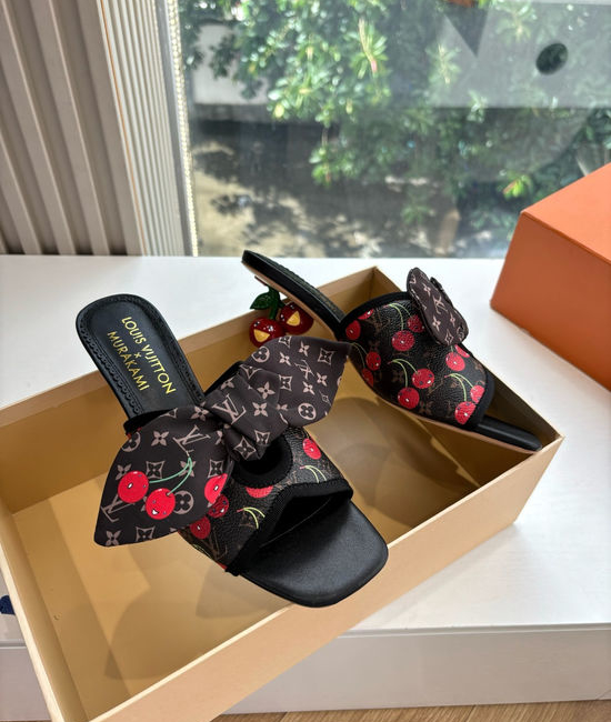 Louis Vuitton LV Cute Bow Flat Sandals with Soft Sheepskin Lining