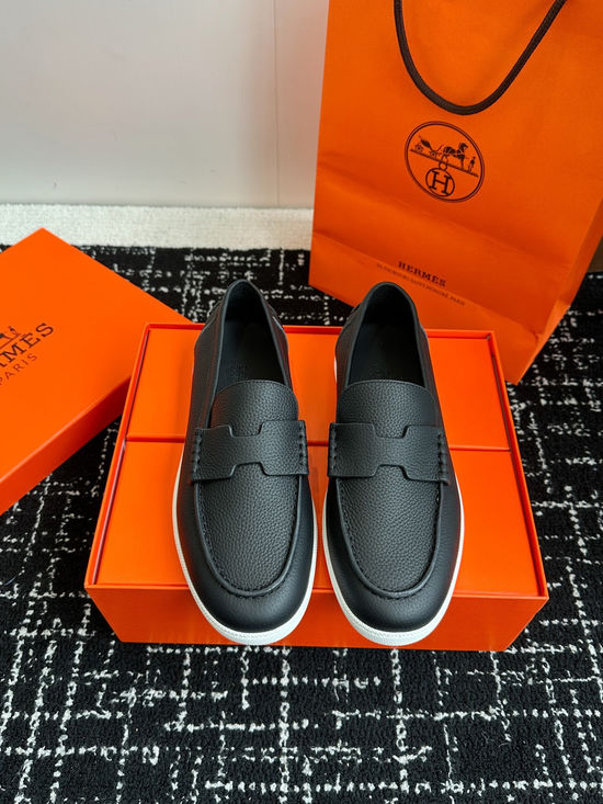 Hermes Classic Slip-on Loafers Soft Leather Upper Comfortable Sole