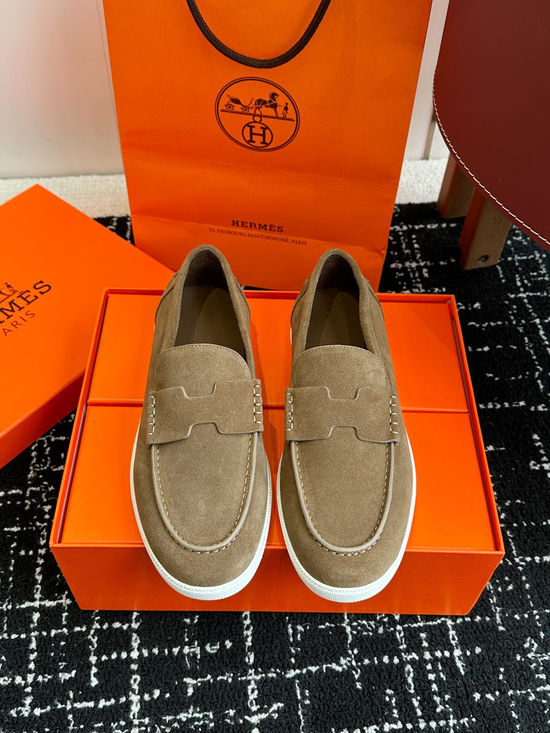 Hermes Classic Slip-on Loafers Soft Leather Upper Comfortable Sole