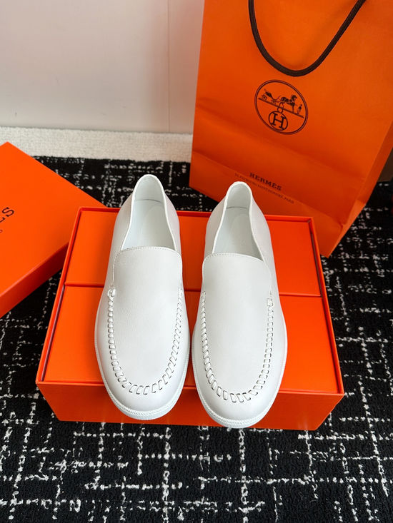 Hermes Classic Slip-on Loafers Soft Leather Upper Comfortable Sole