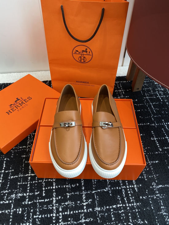Hermes Classic Slip-on Loafers Soft Leather Upper Comfortable Sole