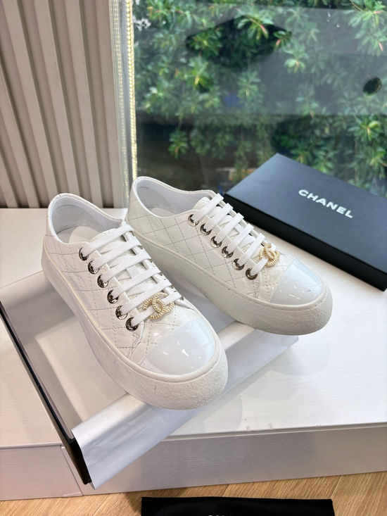 Chanel Lightweight Casual Sneakers Anti-slip Soft Walking Shoes
