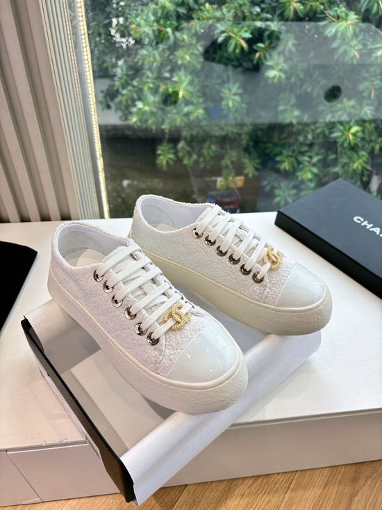Chanel Premium Lightweight Outdoor Sneakers Recommend
