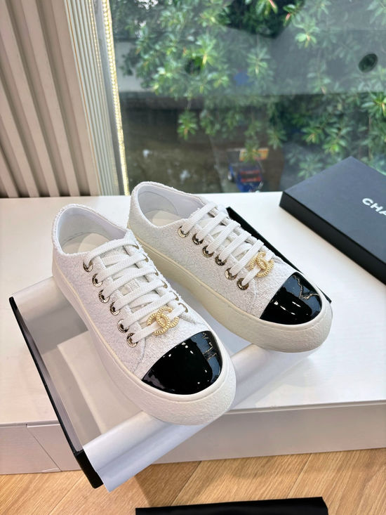 Chanel Premium Lightweight Outdoor Sneakers Recommend