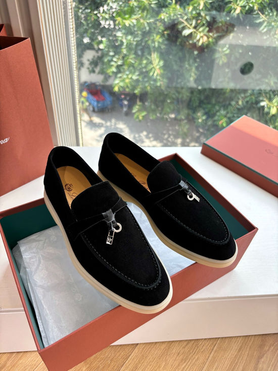 Loro Piana Smooth Leather Elegant Loafers Premium Handcrafted Durable Sole