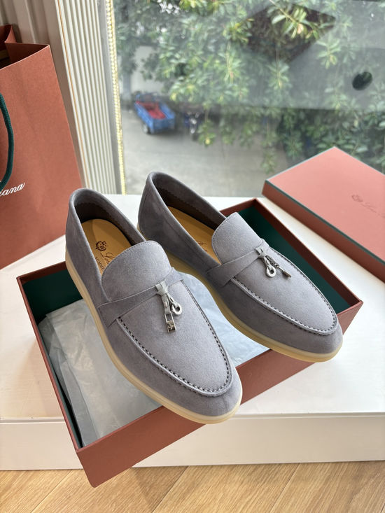 Loro Piana Smooth Leather Elegant Loafers Premium Handcrafted Durable Sole