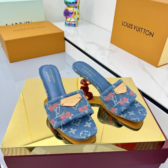 Louis Vuitton Graffiti Print Leather Slippers Soft Lining Non-slip Sole