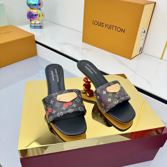 Louis Vuitton Graffiti Print Leather Slippers Soft Lining Non-slip Sole