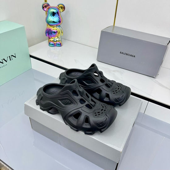 Balenciaga Trendy Slippers with Non-slip Lightweight Thick Sole