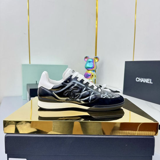 Chanel Premium Leather Embroidered Fashion Casual Sports Sneakers