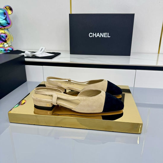 Chanel Classic Two Tone Slingback Sandals With Leather Lining