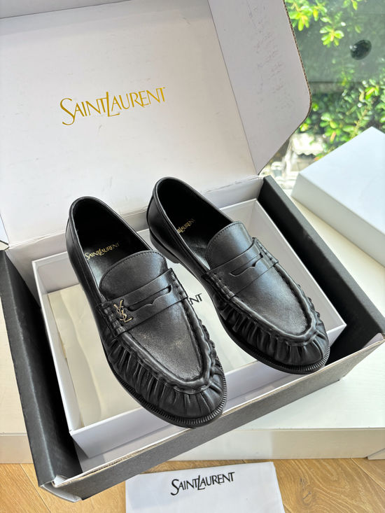 Yves Saint Laurent Embossed Logo Leather Slip-on Loafer Mules