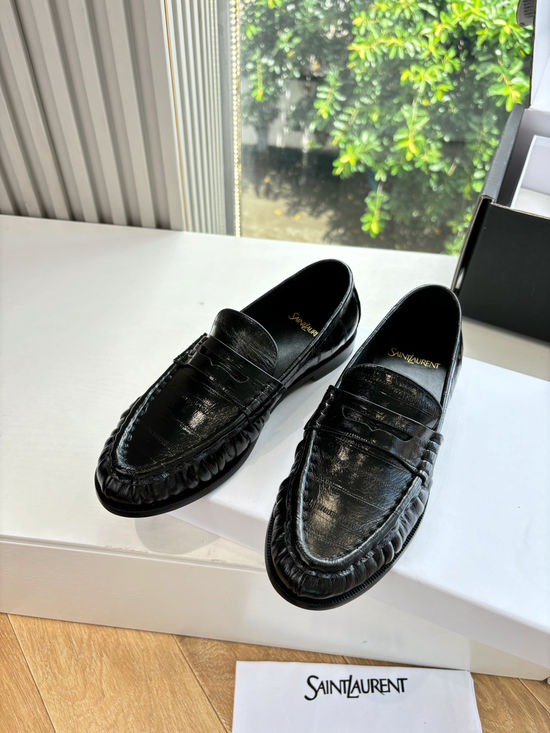 Yves Saint Laurent Embossed Logo Leather Slip-on Loafer Mules