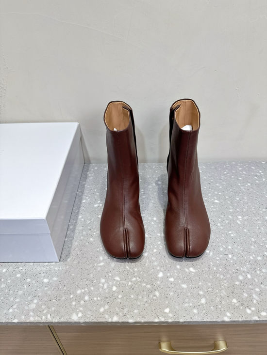 Maison Margiela Chunky Heel Split Toe Ankle Boots Soft Premium Leather