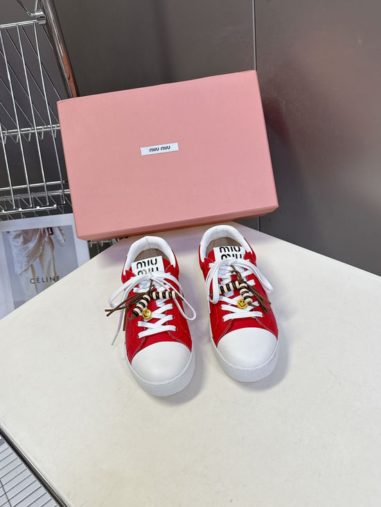 Miu Miu Double Laces DIY Decorated Retro Leather Sneakers
