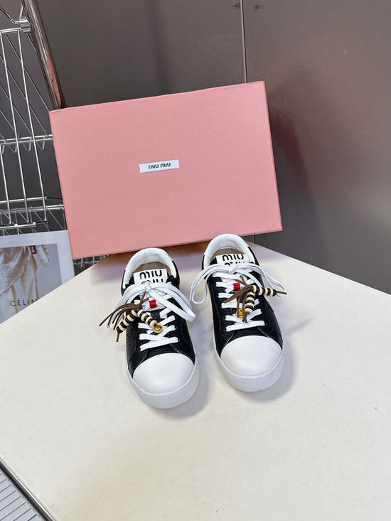 Miu Miu Double Laces DIY Decorated Retro Leather Sneakers