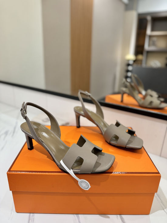 Hermes Classic Smooth Leather Mid Heel Daily Shoes