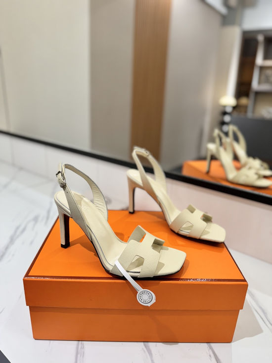 Hermes Classic 9cm Epsom Leather Comfortable Pumps