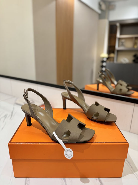 Hermes Classic 6.5cm Epsom Leather Comfortable Pumps