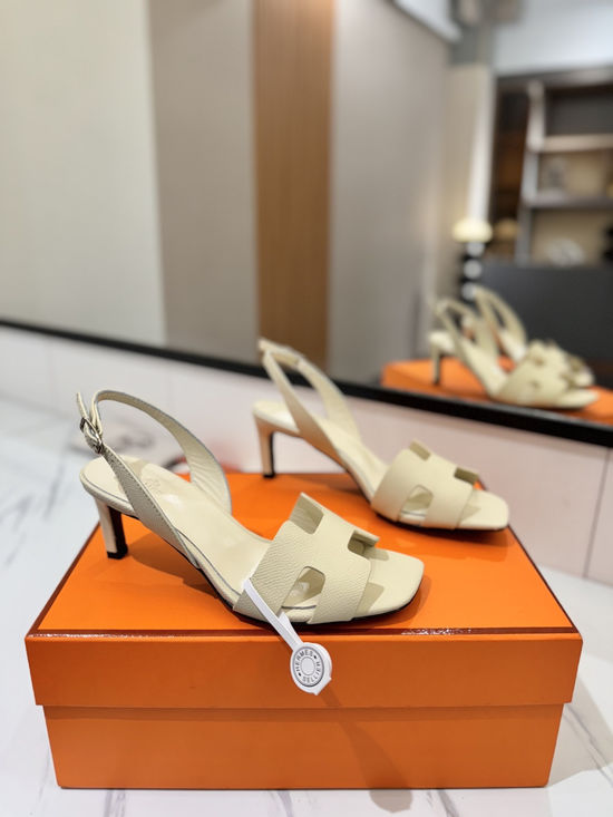 Hermes Classic 6.5cm Epsom Leather Comfortable Pumps