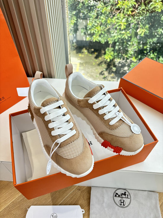 Hermes Breathable Leather Mesh Upper Comfortable Casual Sneakers Durable