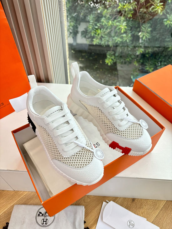 Hermes Breathable Leather Mesh Upper Comfortable Casual Sneakers Durable