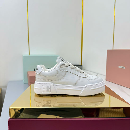 Miu Miu Vintage Distressed White Leather Sneakers Comfortable Daily Shoes