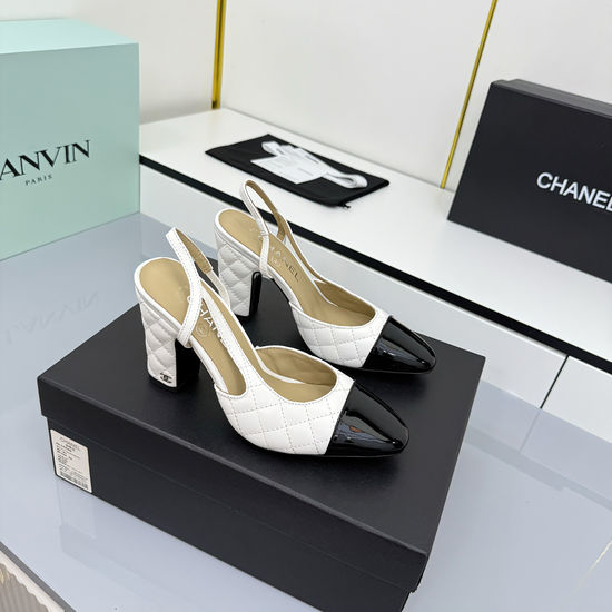 Chanel Elegant Slingback Two-tone Premium Leather Sole Flat Shoes