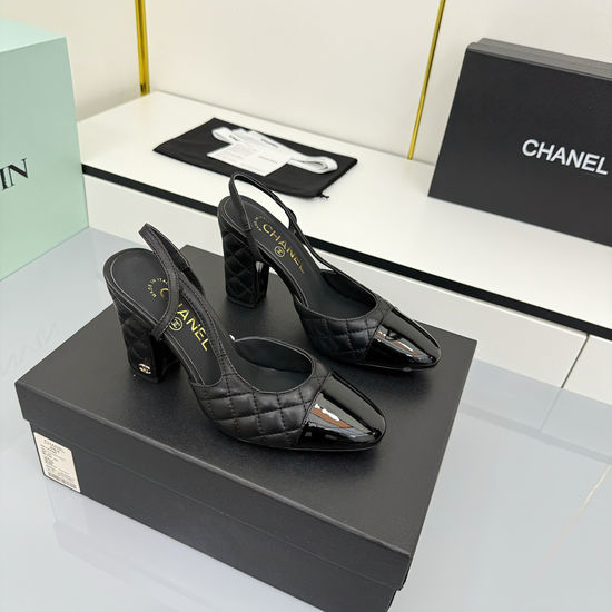 Chanel Elegant Slingback Two-tone Premium Leather Sole Flat Shoes