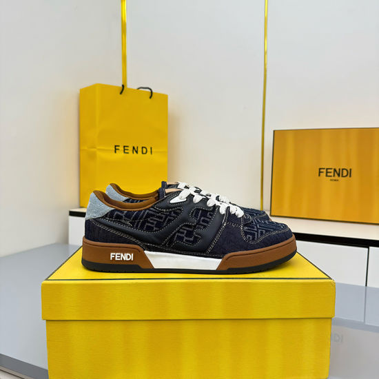 Fendi Vintage Stitching Design Casual Skateboarding Sneakers