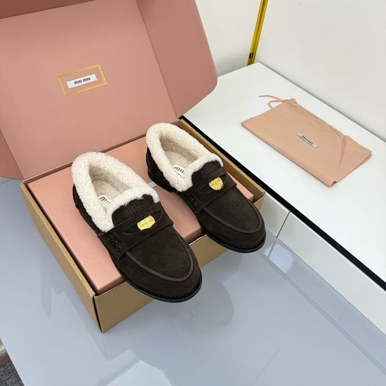 Miu Miu Vintage Distressed Leather Loafers for Casual Wear